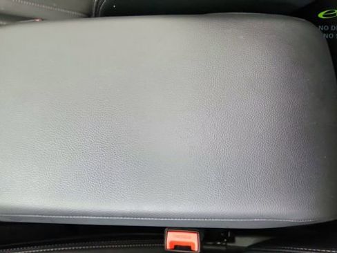 Used 2025 BMW X4 xDrive30i AWD/4WD image 53