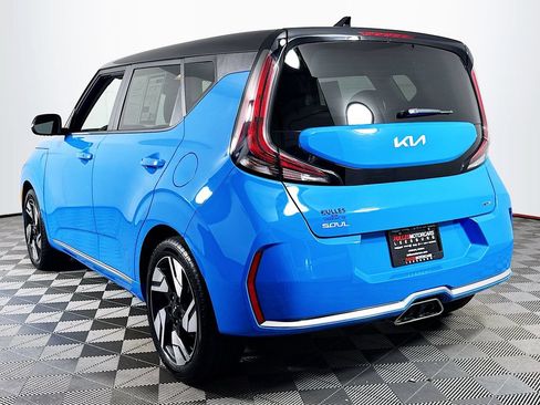 Used 2023 Kia Soul GT-Line FWD image 5
