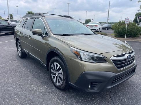 Used 2020 Subaru Outback Premium AWD/4WD image 9