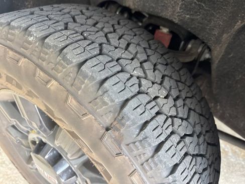 Certified 2025 GMC Sierra 2500 AT4 w/ AT4 Premium Plus Package image 8