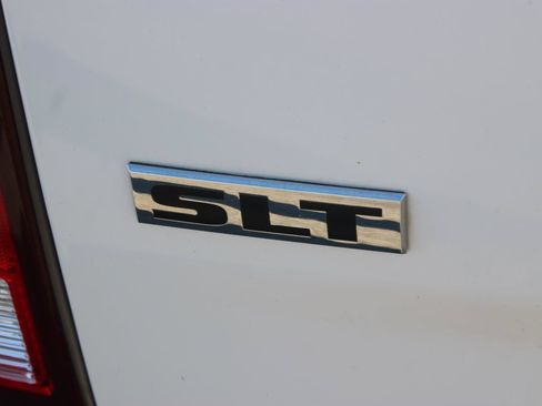 Used 2023 RAM 1500 Classic SLT w/ Trailer & Traction Group AWD/4WD image 11