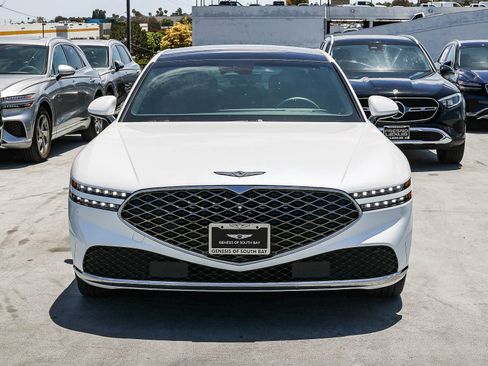 Used 2023 Genesis G90 3.5T AWD/4WD image 2