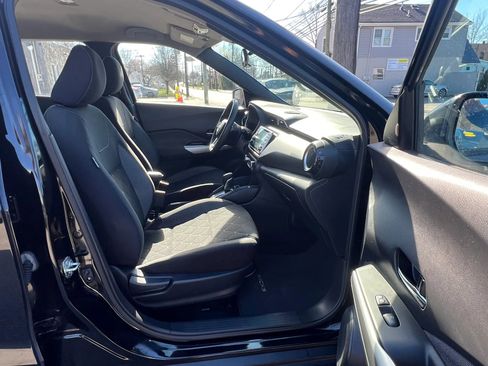 Used 2020 Nissan Kicks SV FWD image 23