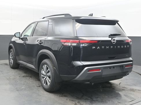 New 2026 Nissan Pathfinder SL FWD image 6