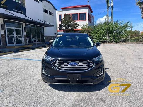 Used 2020 Ford Edge SEL w/ Convenience Package FWD image 2