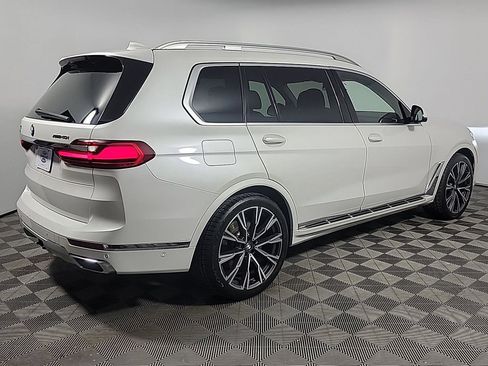 Used 2022 BMW X7 xDrive40i w/ Luxury Seating Package image 4