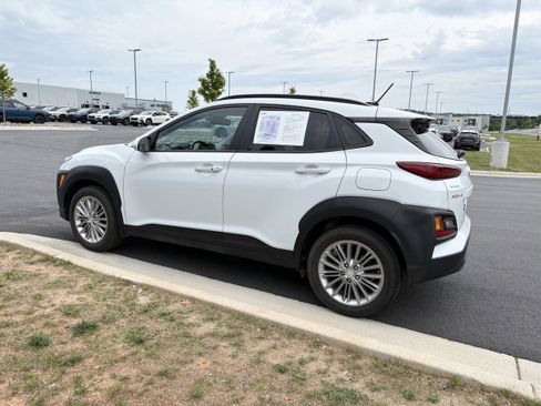 Used 2021 Hyundai Kona SEL AWD/4WD image 5