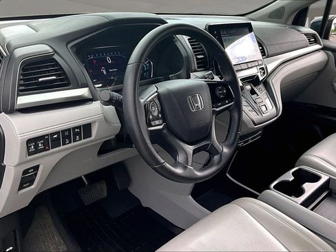 Used 2020 Honda Odyssey Touring image 17