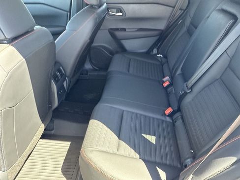 New 2026 Nissan Rogue SV AWD/4WD image 18