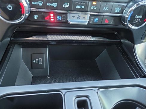 New 2025 Ford F150 Lariat w/ Equipment Group 501A Mid image 18