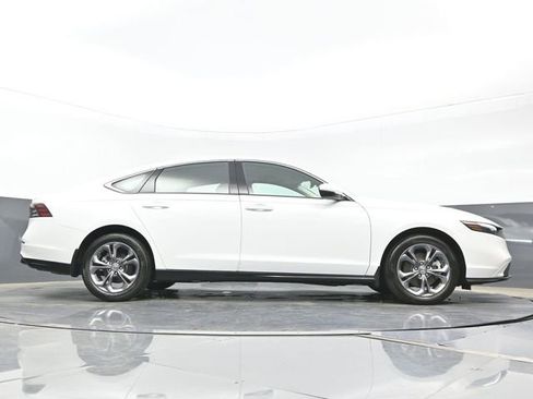 Used 2023 Honda Accord EX-L image 26