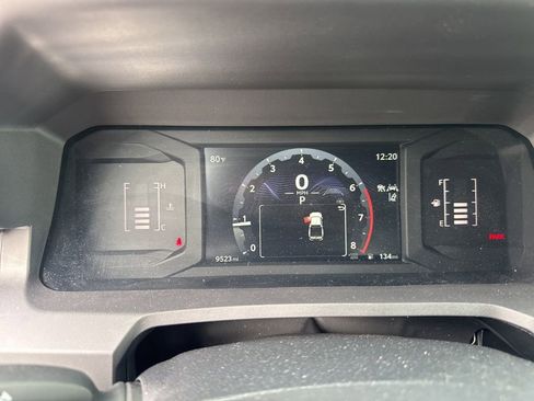 Used 2025 Toyota Tacoma SR5 image 6