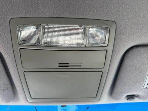 Used 2009 Toyota Camry SE FWD image 20