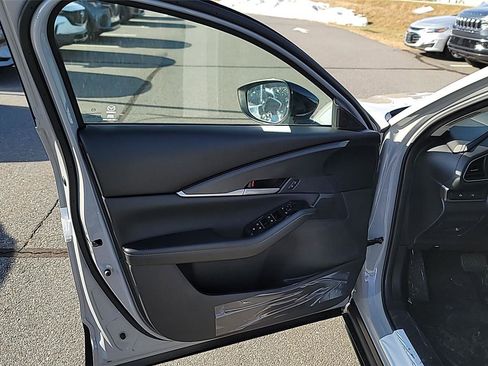 New 2025 MAZDA CX-30 AWD 2.5 S w/ Select Sport Pkg image 15