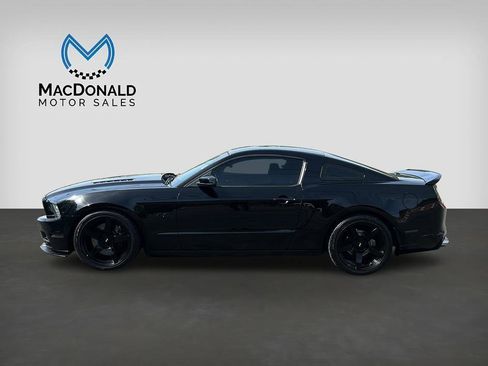 Used 2013 Ford Mustang GT Premium w/ GT Track Pkg image 4