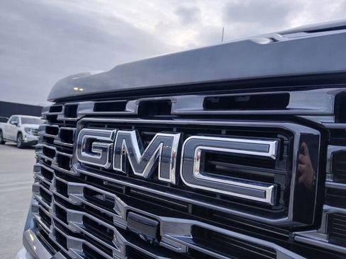 Used 2024 GMC Sierra 2500 Denali Ultimate image 36