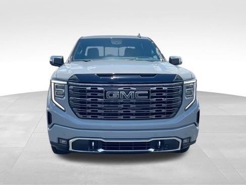 Used 2025 GMC Sierra 1500 Denali Ultimate AWD/4WD image 3