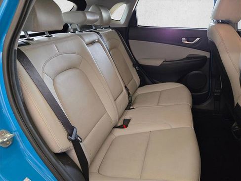 Used 2022 Hyundai Kona Limited FWD image 21