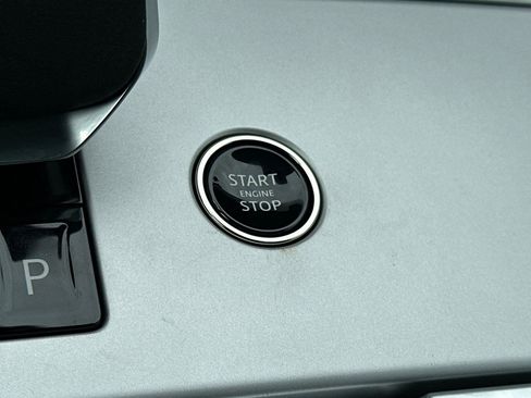 New 2026 Land Rover Range Rover SE AWD/4WD image 30