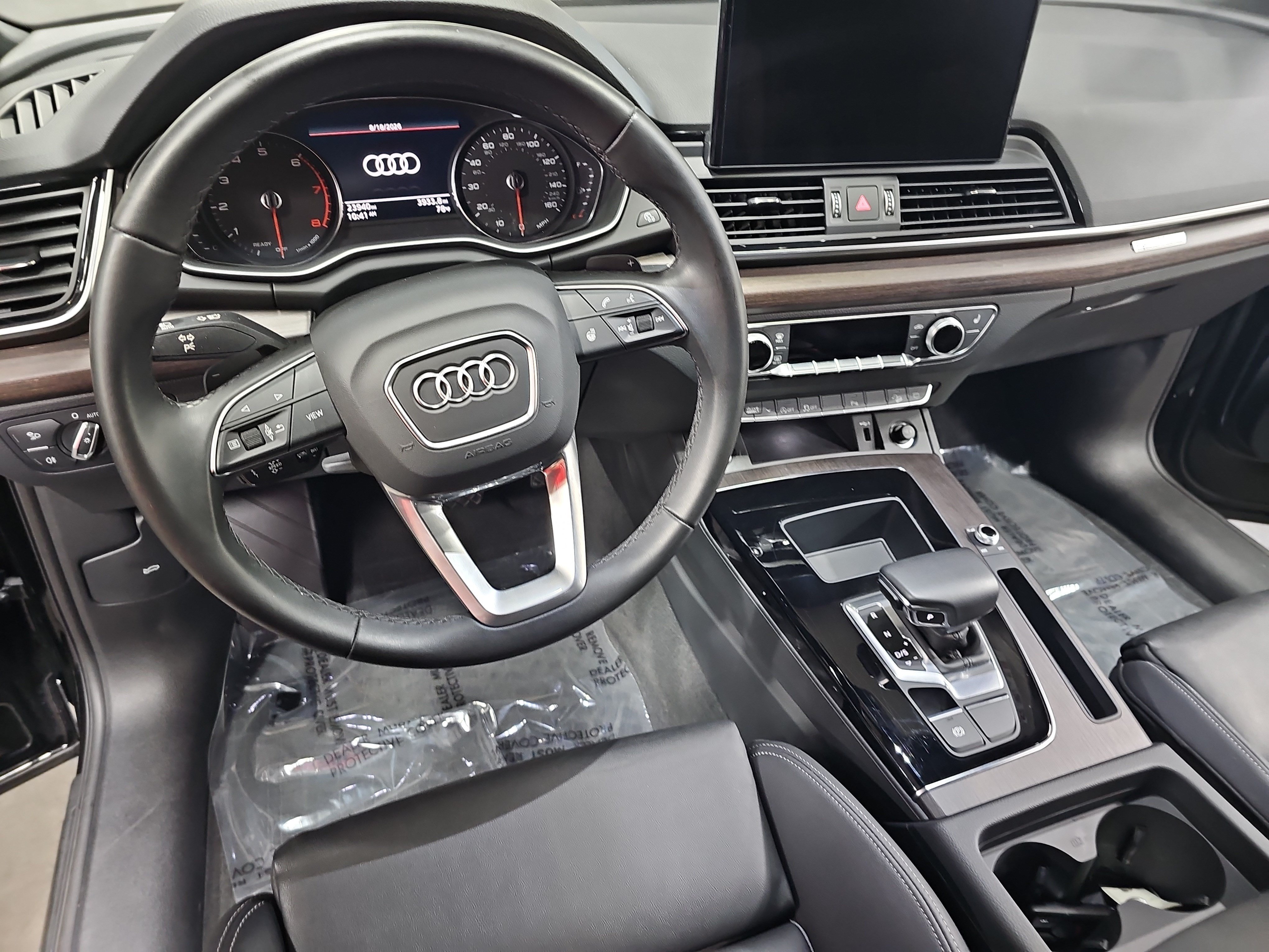 Used 2023 Audi Q5 2.0T Premium w/ Convenience Package AWD/4WD image 17