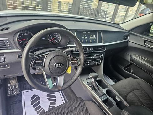Used 2019 Kia Optima LX w/ LX 17" Wheel Package FWD image 15