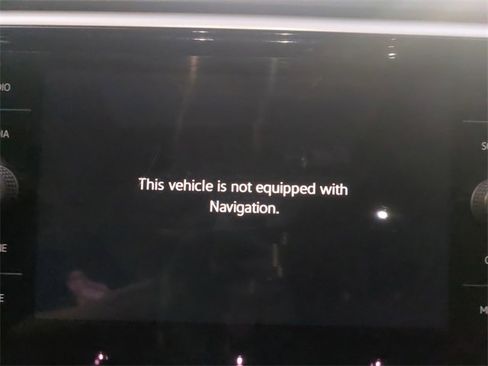 Used 2023 Volkswagen Atlas Cross Sport SE image 22