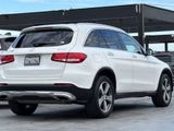 Used 2017 Mercedes-Benz GLC 300 4MATIC image 4
