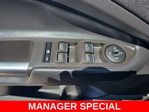 Used 2019 Ford Escape SEL AWD/4WD image 27