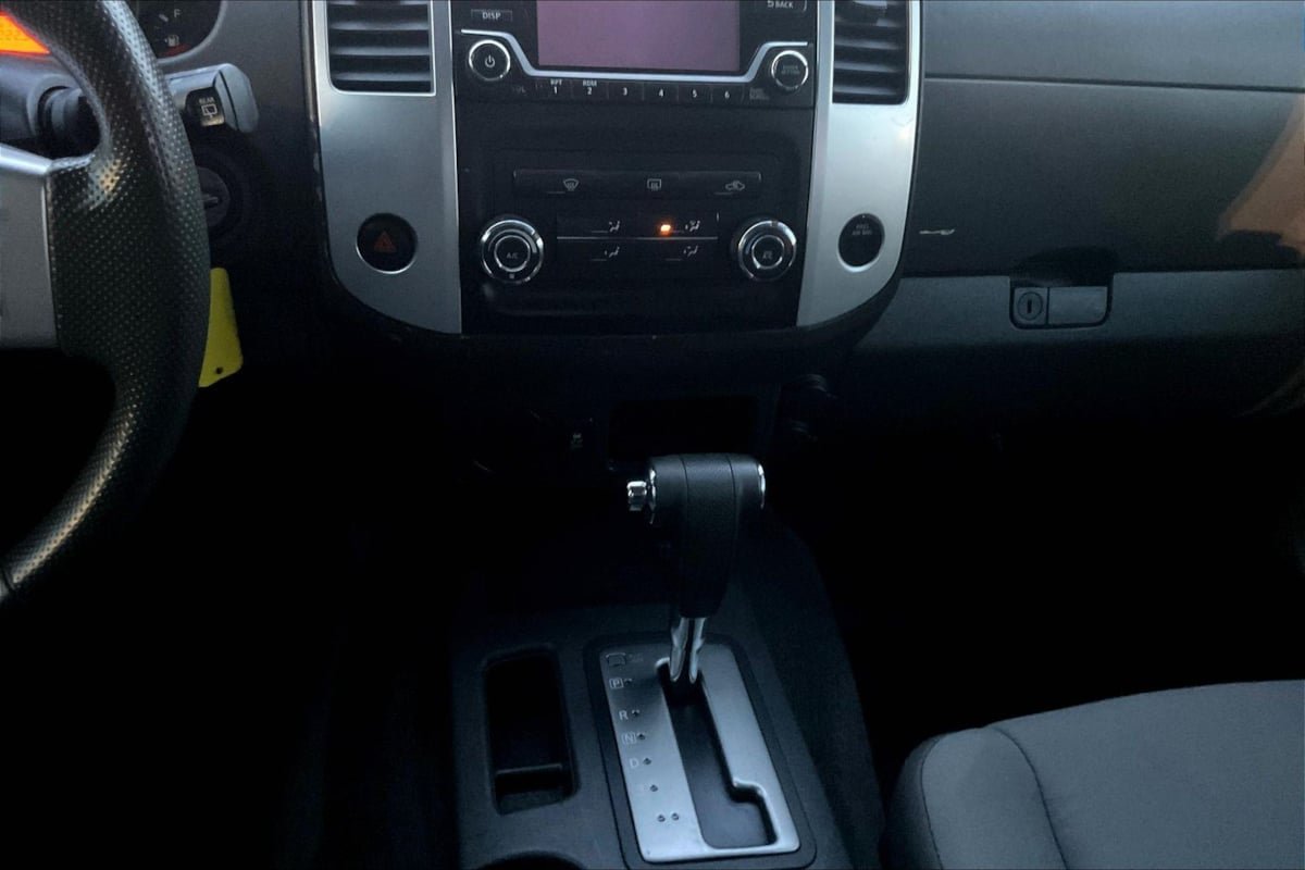 Used 2015 Nissan Xterra S RWD image 15