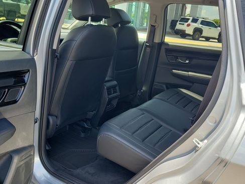 Used 2025 Honda CR-V EX-L image 13