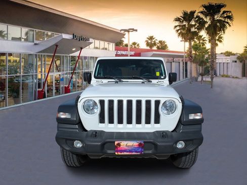 Used 2019 Jeep Wrangler Unlimited Sport S image 8