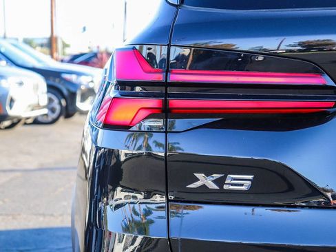 Used 2025 BMW X5 sDrive40i image 10