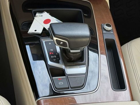 Used 2021 Audi Q5 2.0T Premium Plus w/ Premium Plus Package image 20