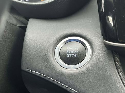 Used 2021 Toyota Highlander Limited image 37