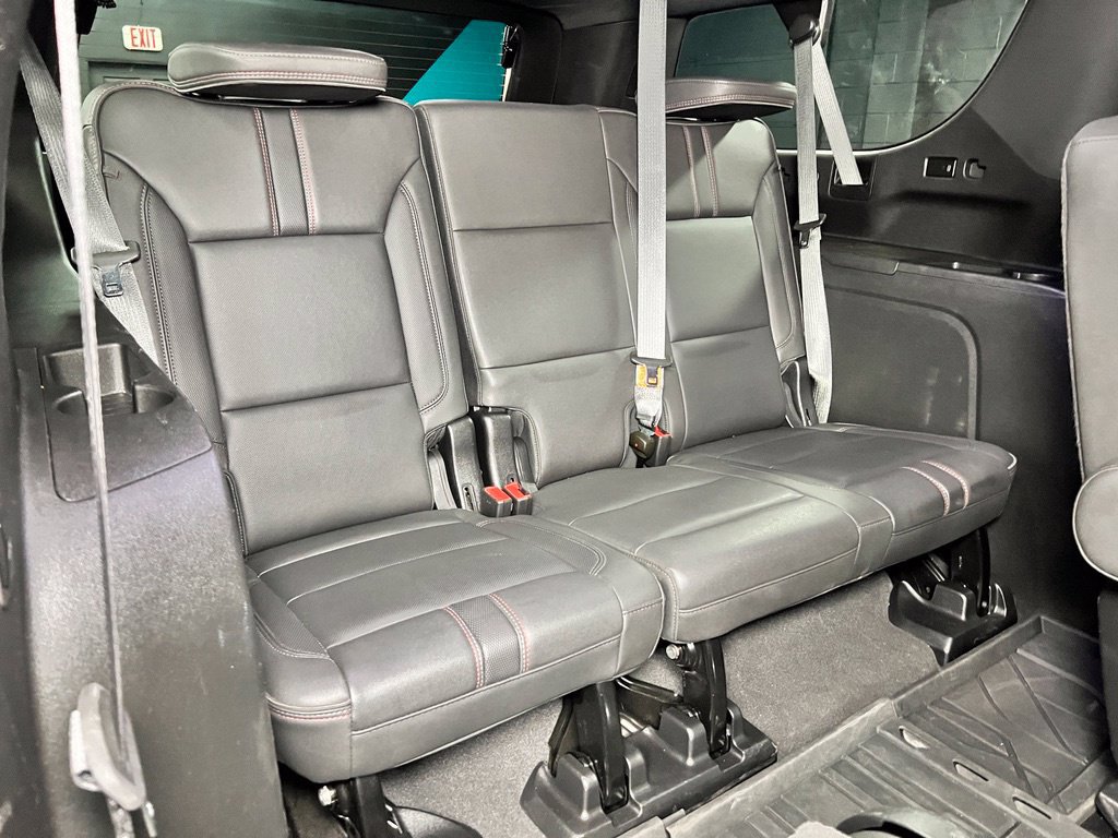 Used 2024 Chevrolet Suburban RST w/ Luxury Package AWD/4WD image 19