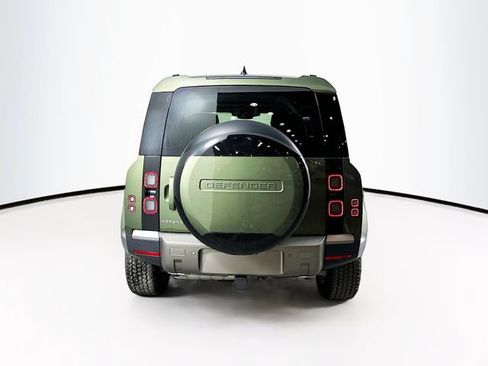 Used 2026 Land Rover Defender 110 S AWD/4WD image 6