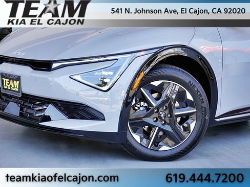 New 2026 Kia EV6 Wind RWD image 3