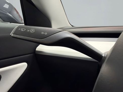 Used 2018 Tesla Model 3 Long Range image 19