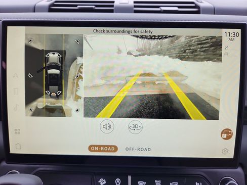 New 2026 Land Rover Defender 110 X-Dynamic SE image 20