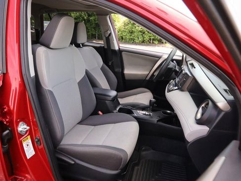Used 2014 Toyota RAV4 XLE FWD image 25