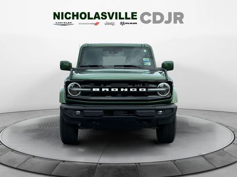 Used 2025 Ford Bronco Outer Banks AWD/4WD image 8