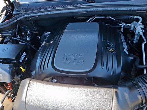 Used 2022 Dodge Durango R/T w/ Blacktop Package AWD/4WD image 30