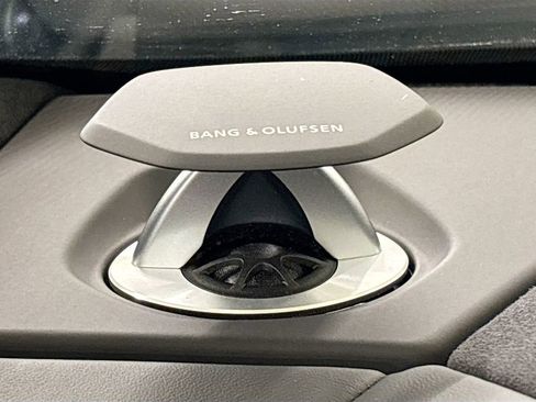 Used 2021 Lamborghini Urus image 23