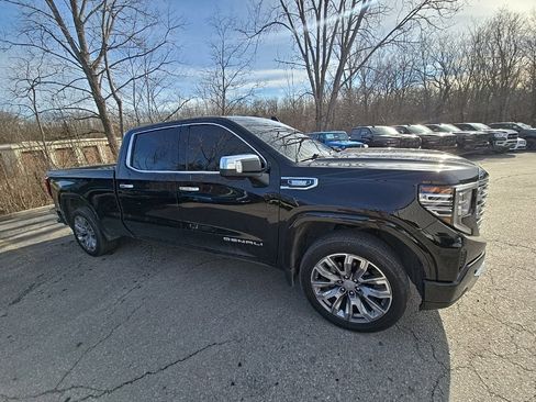 Used 2022 GMC Sierra 1500 Denali Ultimate image 10