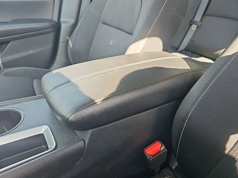 Used 2025 Nissan Altima 2.5 SV FWD image 21