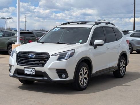 Used 2022 Subaru Forester Premium w/ Popular Package #2 image 8