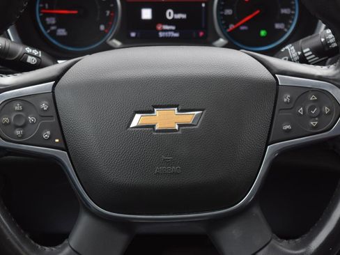 Used 2021 Chevrolet Traverse LT w/ LT Premium Package image 19