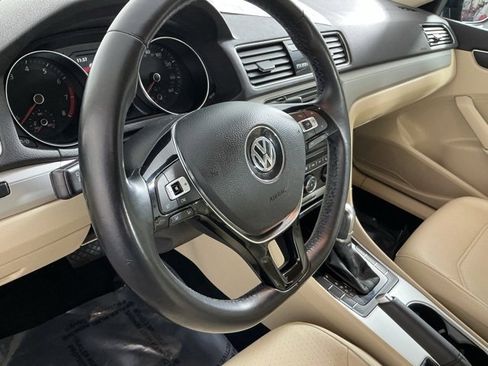 Used 2019 Volkswagen Passat 2.0T Wolfsburg image 41