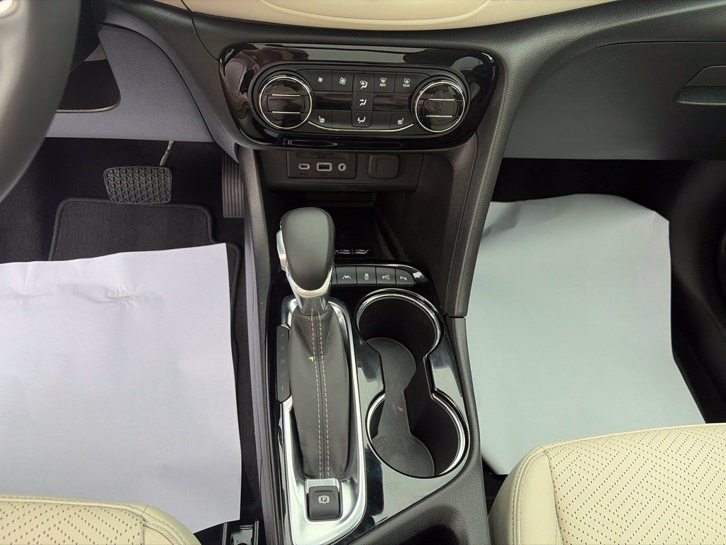 Used 2021 Buick Encore GX Essence w/ Advanced Technology Package AWD/4WD image 26