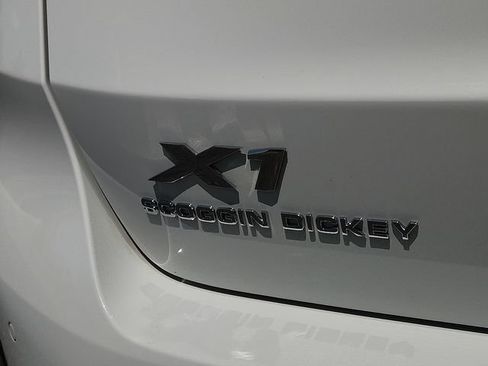 Used 2024 BMW X1 xDrive28i w/ Technology Package AWD/4WD image 8